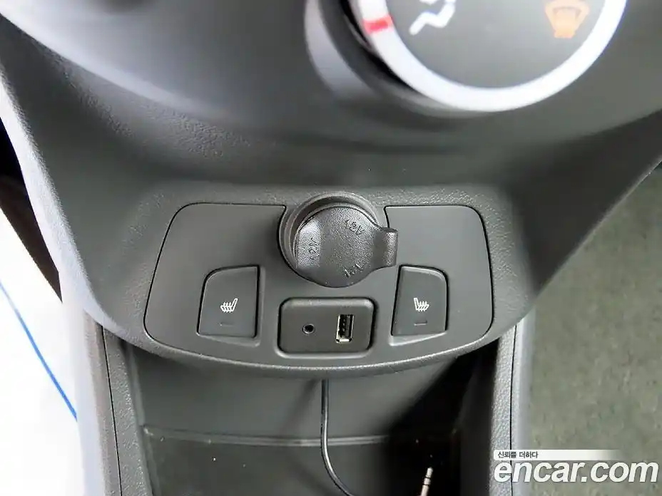 Chevrolet Spark 2013 1.0 Автомат в Москве № 98293, фото 15