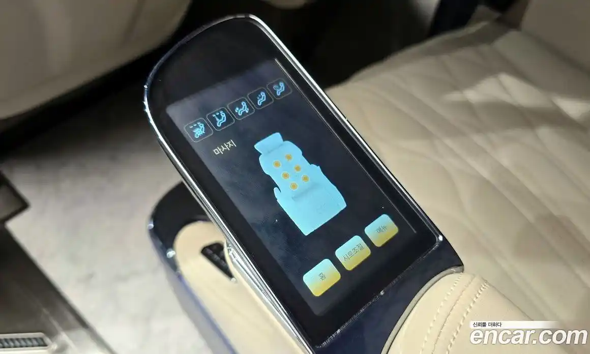 Kia Canival 2023 3.5 Автомат в Москве № 109797, фото 19