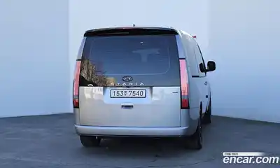 Hyundai Staria, 2023