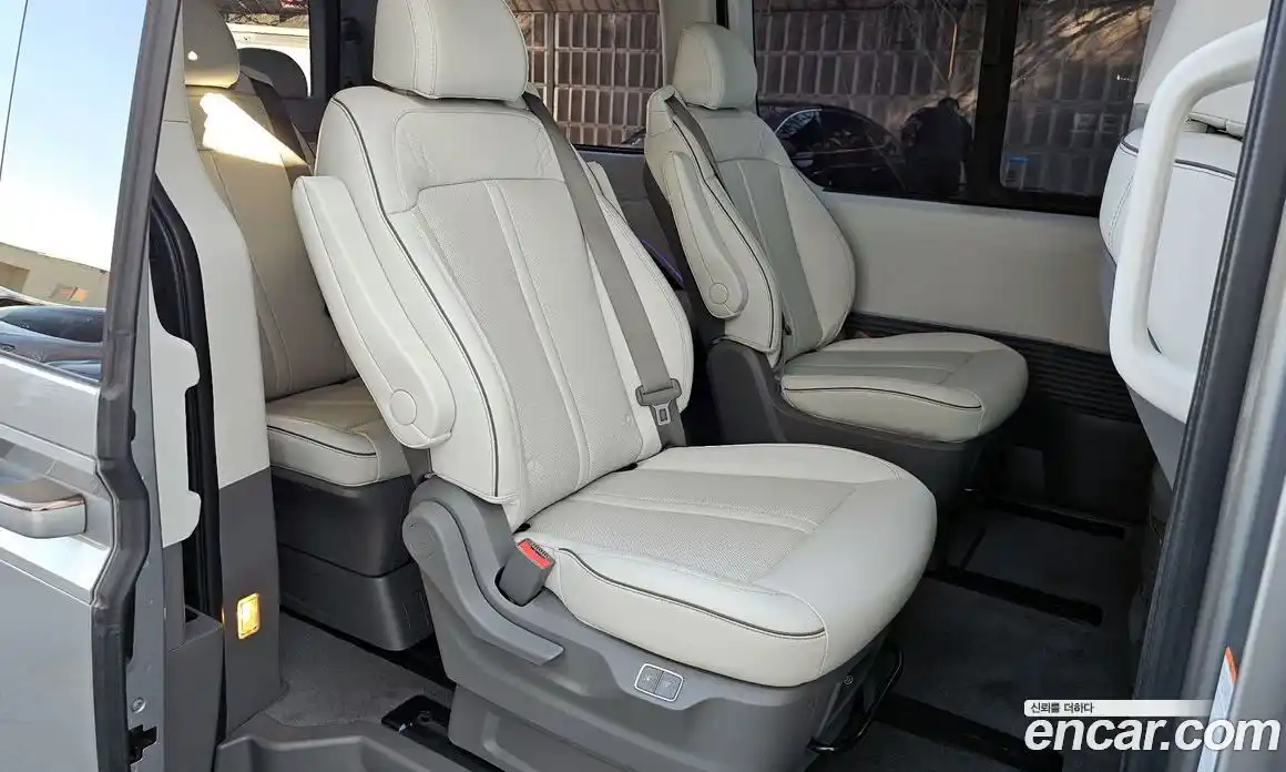 Hyundai Staria 2023 2.2 Автомат в Москве № 112725, фото 14