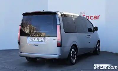 Hyundai Staria 2023 2.2 Автомат в Москве № 112725, миниатюра 5