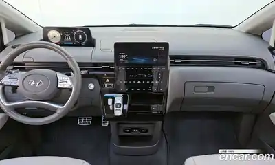 Hyundai Staria 2023 2.2 Автомат в Москве № 112725, миниатюра 7