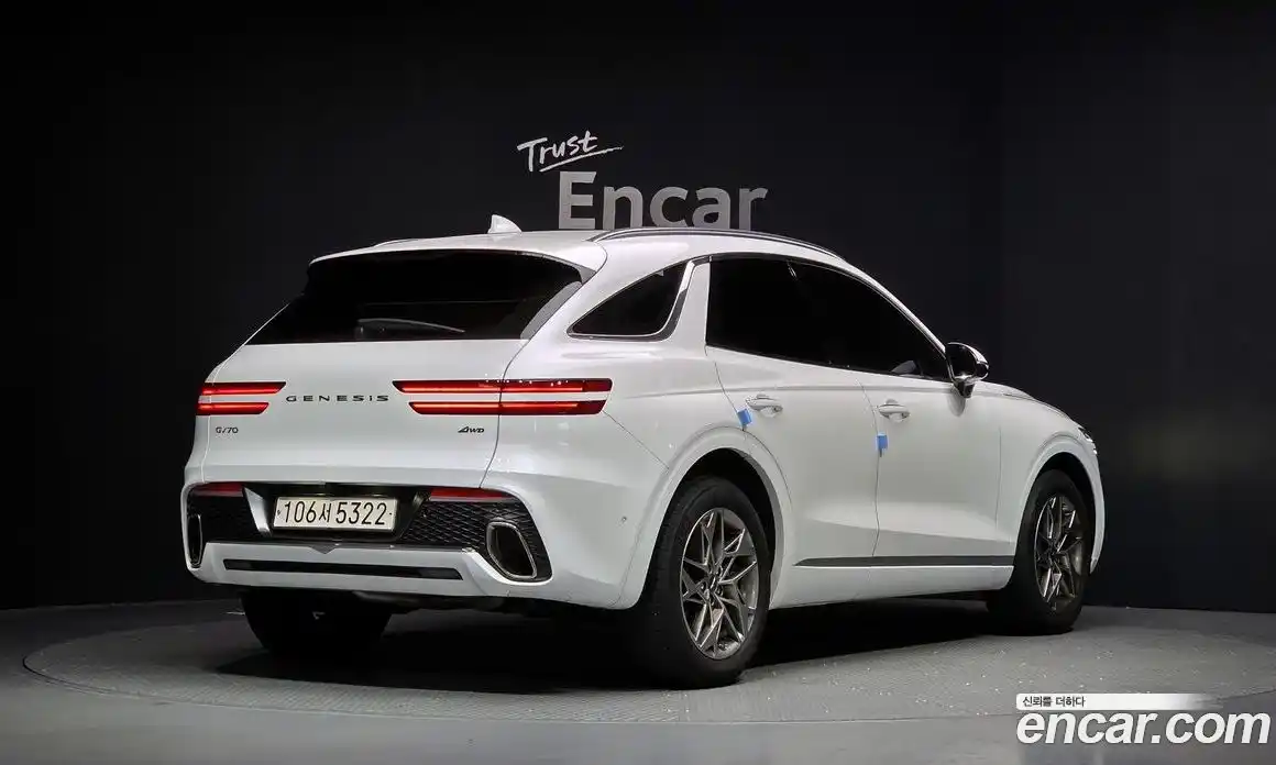 Genesis GV70 2023 2.5 Автомат в Москве № 117824, фото 13