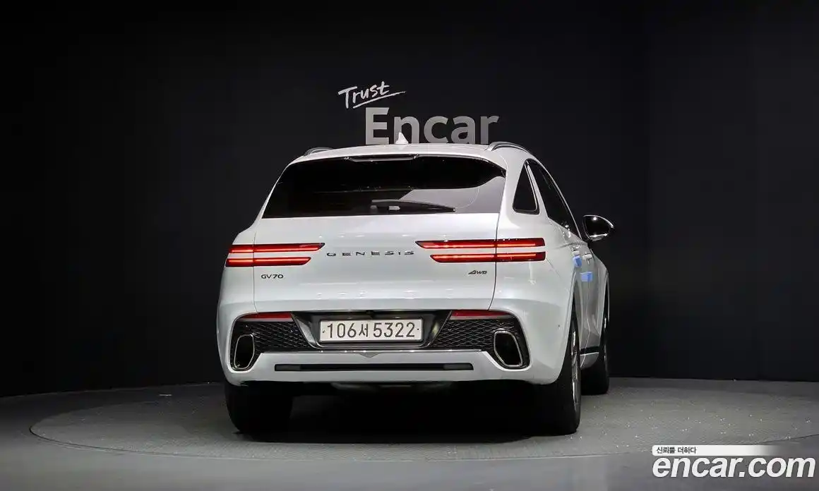 Genesis GV70 2023 2.5 Автомат в Москве № 117824, фото 17