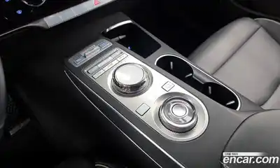 Genesis GV70 2023 2.5 Автомат в Москве № 117824, миниатюра 7