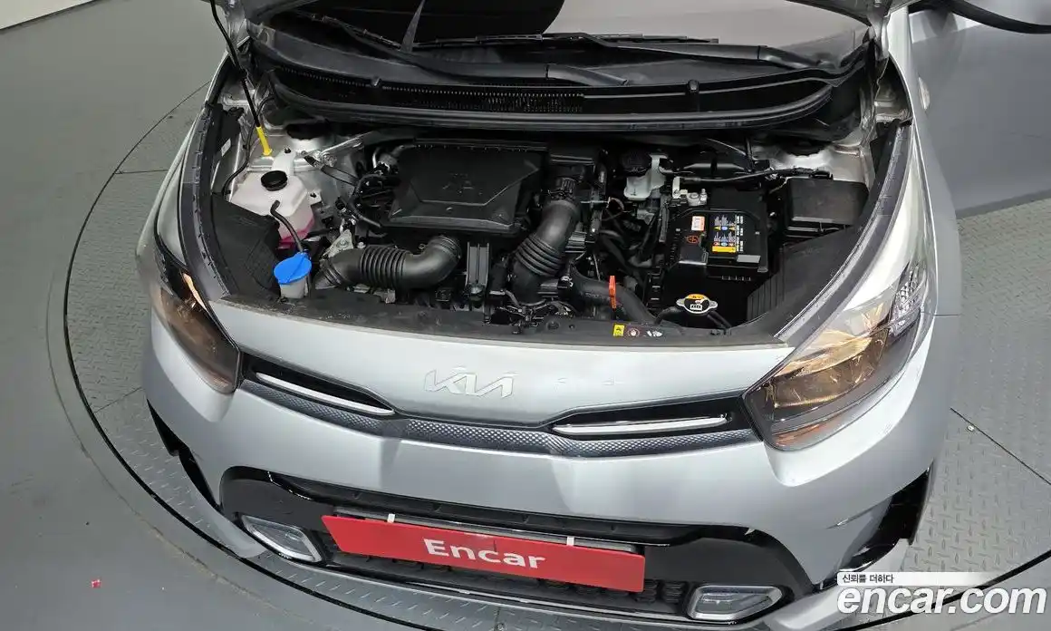 Kia Morning 2023 1.0 Автомат в Москве № 120151, фото 6