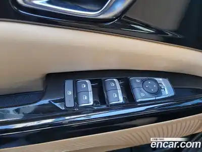 Kia Canival 2023 3.5 Автомат в Москве № 121267, миниатюра 11