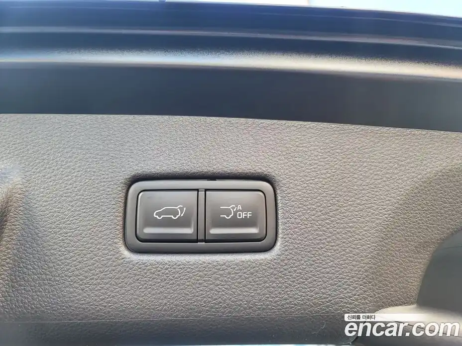 Kia Canival 2023 3.5 Автомат в Москве № 121267, фото 14