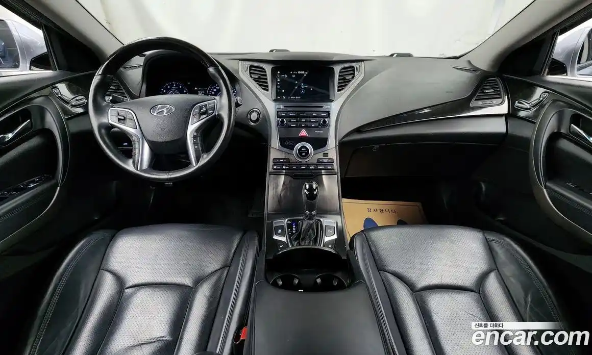 Hyundai Grandeur 2016 2.4 Автомат в Москве № 123645, фото 14