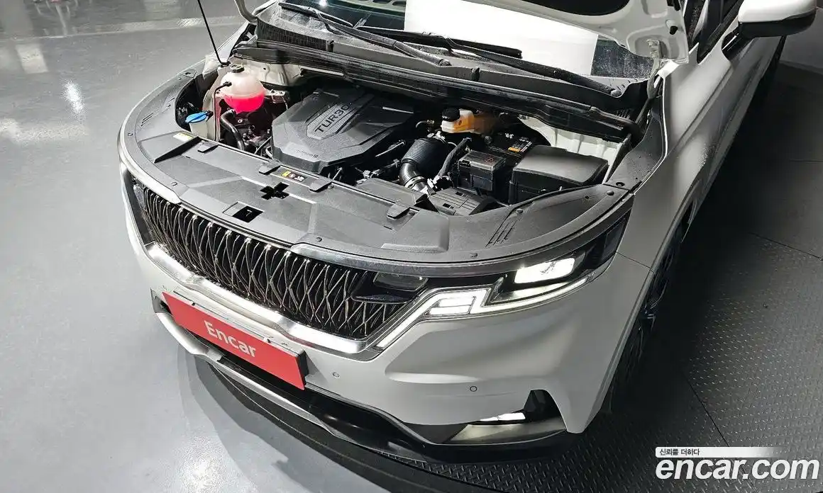 Kia Canival 2023 2.2 Автомат в Москве № 131288, фото 14