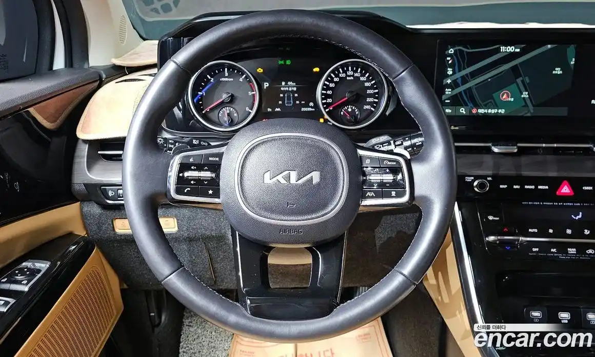 Kia Canival 2023 2.2 Автомат в Москве № 131288, фото 3