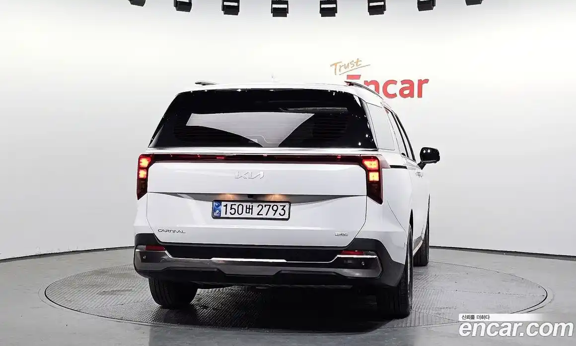 Kia Canival 2024 1.6 Автомат в Москве № 131853, фото 16