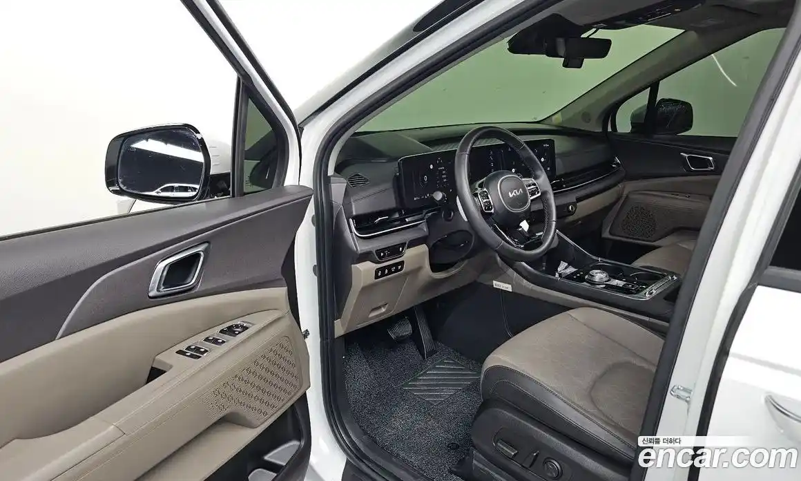 Kia Canival 2024 1.6 Автомат в Москве № 131853, фото 20