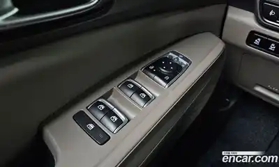 Kia Canival 2024 1.6 Автомат в Москве № 131853, миниатюра 3