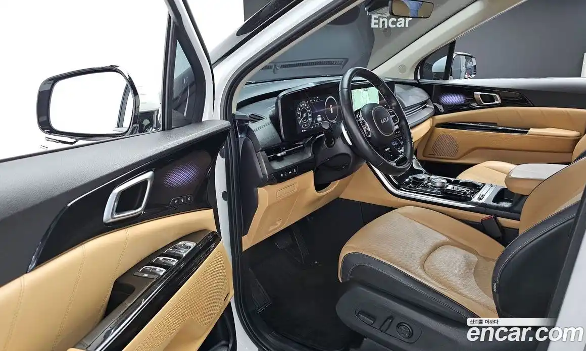 Kia Canival 2023 3.5 Автомат в Москве № 133344, фото 11