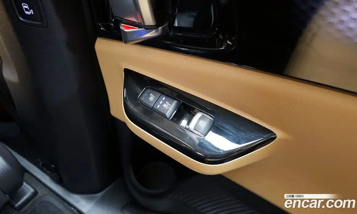 Kia Canival 2023 3.5 Автомат в Москве № 133344, фото 18