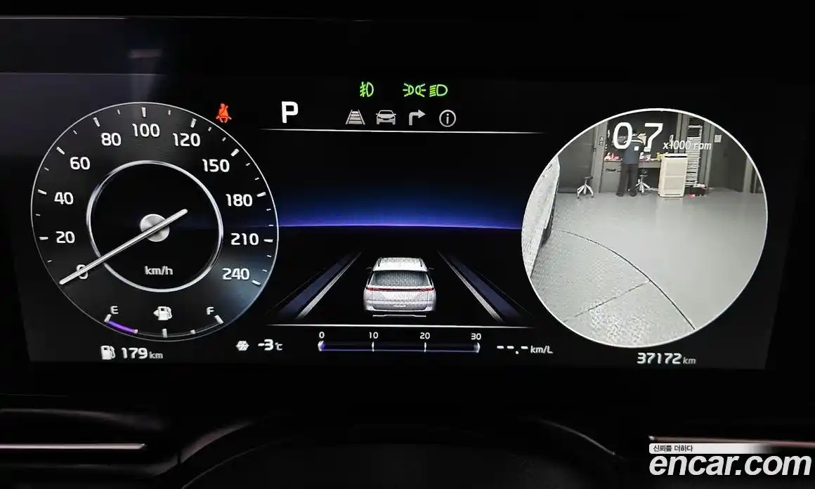 Kia Canival 2023 3.5 Автомат в Москве № 133344, фото 8