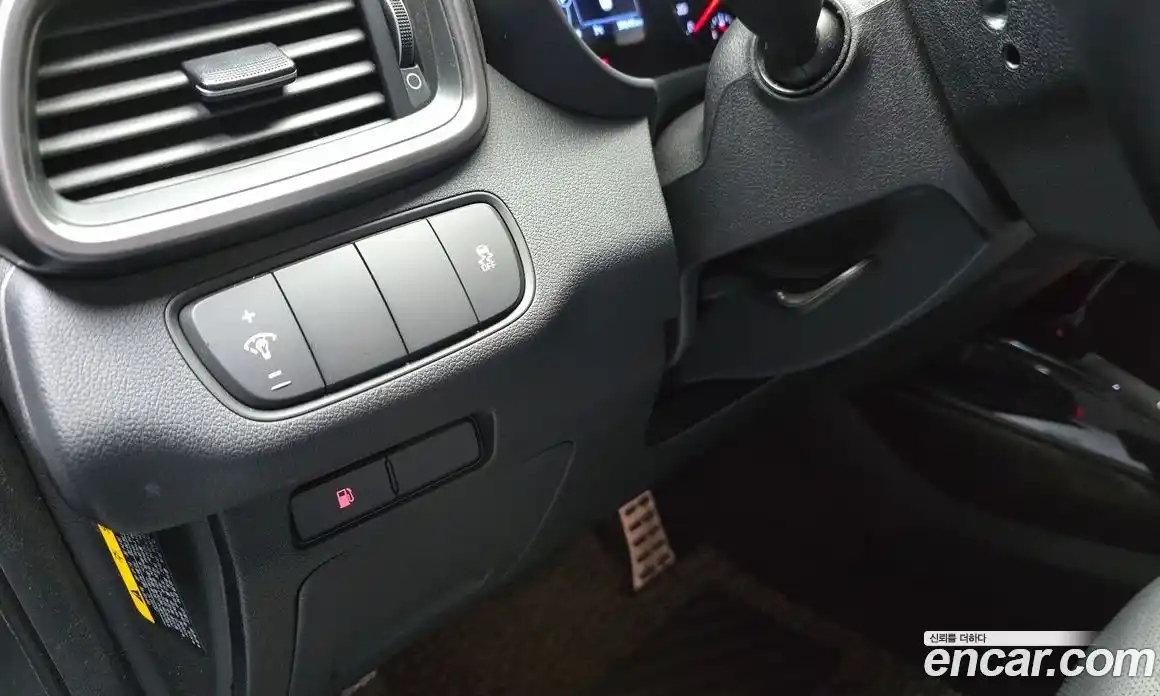 Kia Sorento 2017 2.0 Автомат в Москве № 133377, фото 15