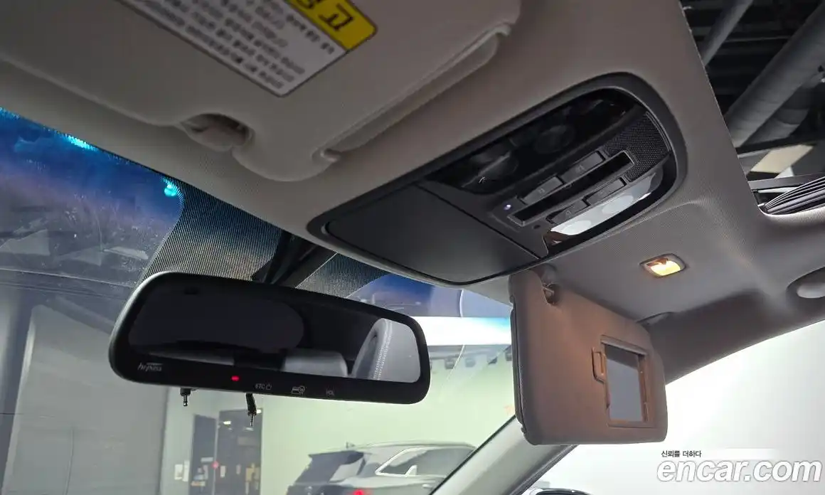 Kia Sorento 2017 2.0 Автомат в Москве № 133377, фото 18