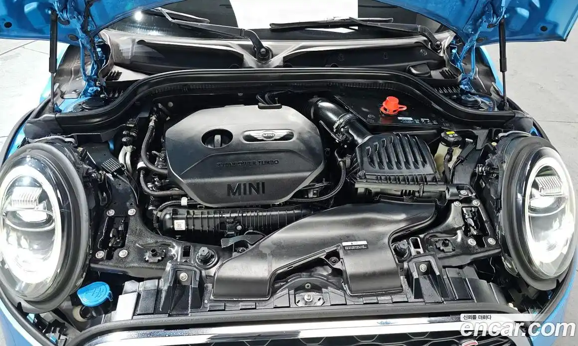 Mini Cooper 2019 2.0 Автомат в Москве № 134942, фото 13