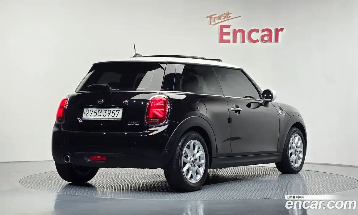 Mini Cooper 2020 1.5 Автомат в Москве № 135972, фото 14