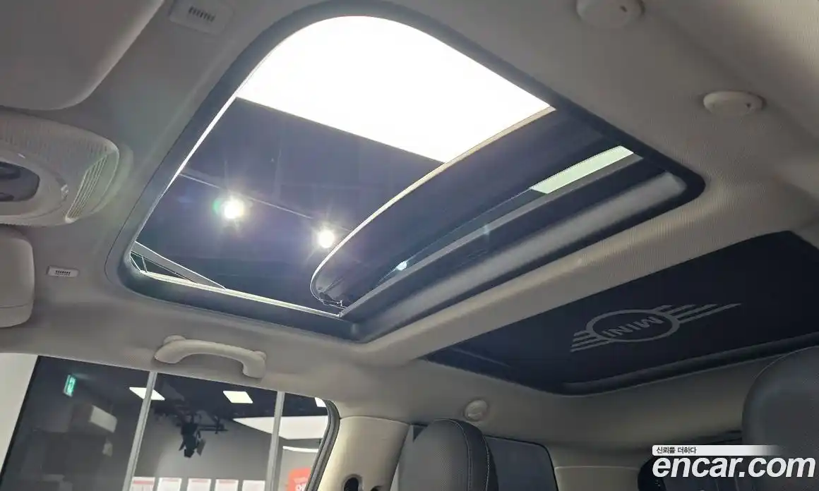 Mini Cooper 2020 1.5 Автомат в Москве № 135972, фото 16