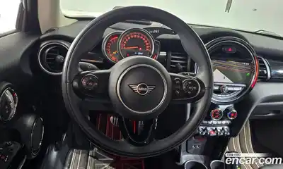Mini Cooper 2020 1.5 Автомат в Москве № 135972, миниатюра 8