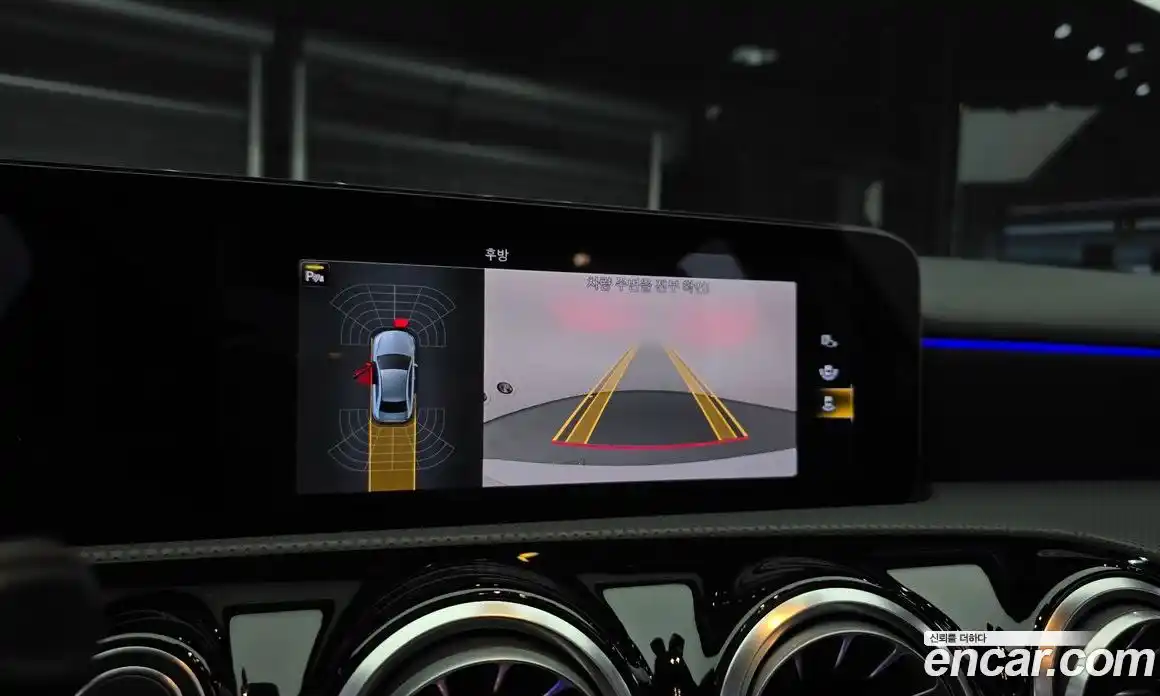 Mercedes-Benz A-Class 2021 2.0 Автомат в Москве № 138448, фото 20