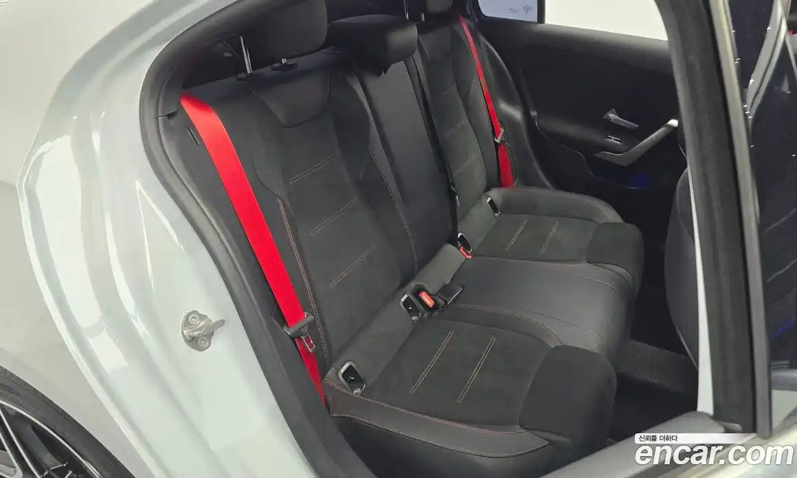 Mercedes-Benz A-Class 2021 2.0 Автомат в Москве № 138448, фото 5