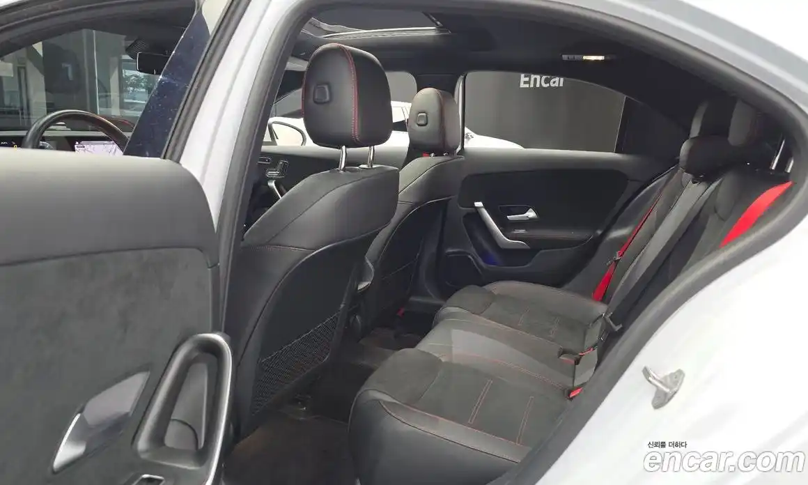 Mercedes-Benz A-Class 2021 2.0 Автомат в Москве № 138448, фото 8