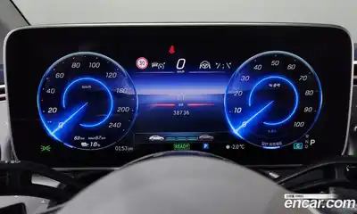 Mercedes-Benz EQE 2023 0.3 Автомат в Москве № 139525, миниатюра 2