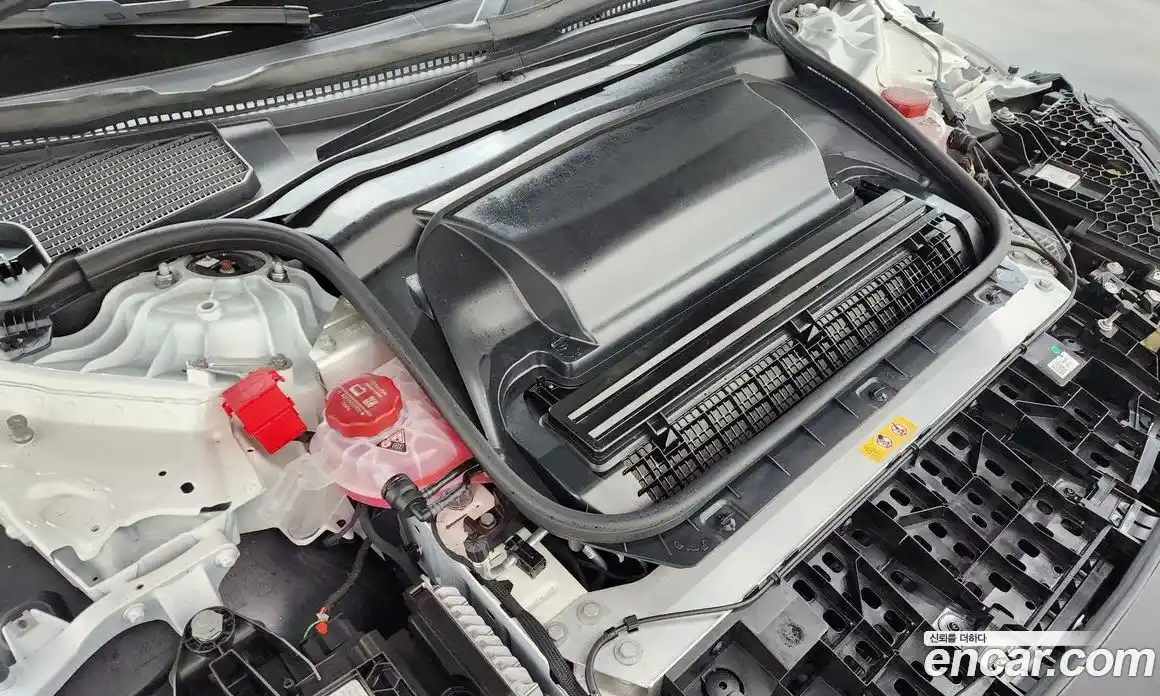 Mercedes-Benz EQE 2023 0.3 Автомат в Москве № 139525, фото 10