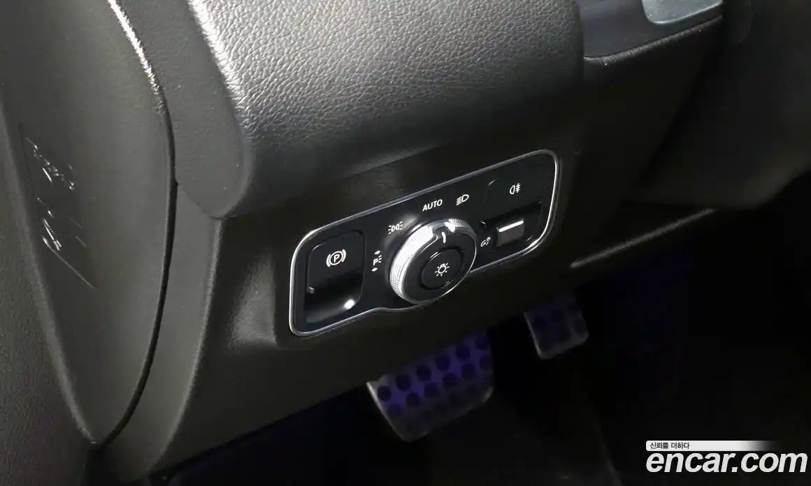 Mercedes-Benz GLB-Class 2021 2.0 Автомат в Москве № 142784, фото 15