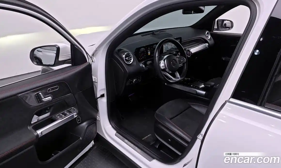 Mercedes-Benz GLB-Class 2021 2.0 Автомат в Москве № 142784, фото 9