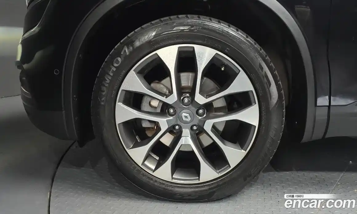 Renault QM6 2017 2.0 Автомат в Москве № 144759, фото 17