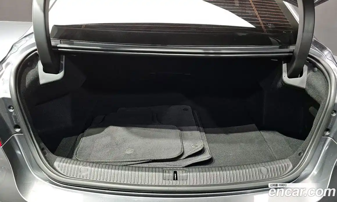 Renault SM6 2016 2.0 Автомат в Москве № 145368, фото 11