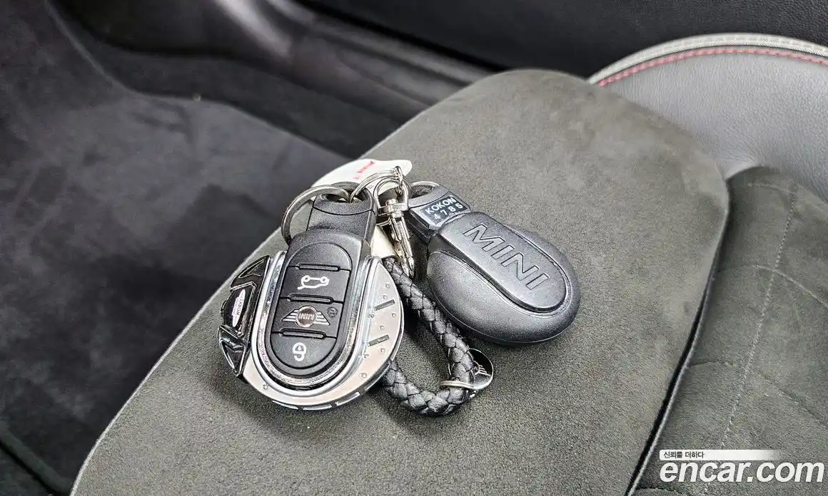 Mini Cooper Convertible 2020 2.0 Автомат в Москве № 156872, фото 11