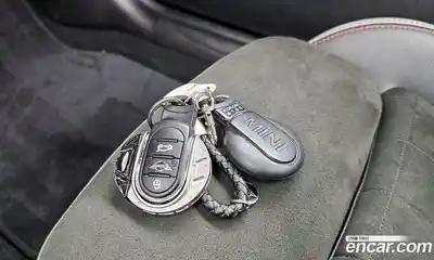 Mini Cooper Convertible 2020 2.0 Автомат в Москве № 156872, миниатюра 11