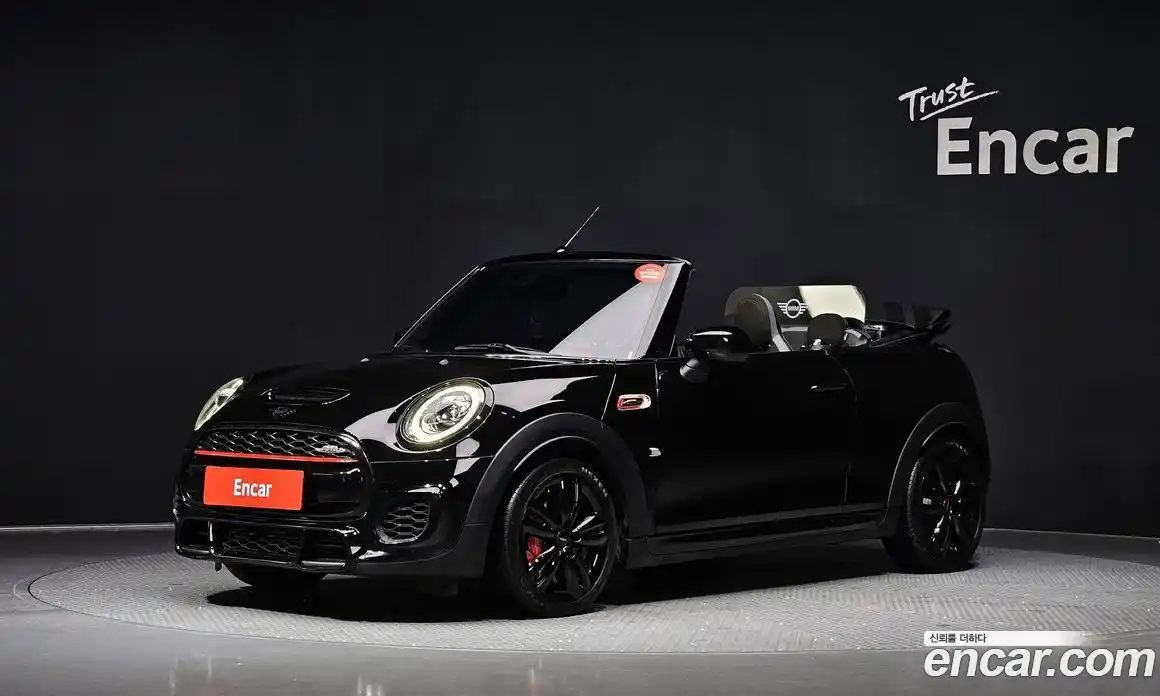 Mini Cooper Convertible 2020 2.0 Автомат в Москве № 156872, фото 20