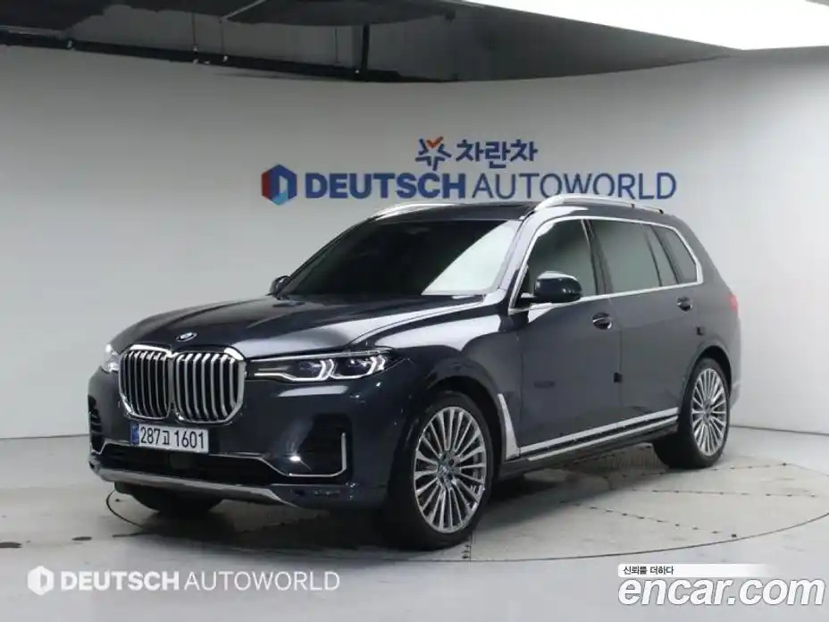 BMW X7 2020 3.0 Автомат в Москве № 157280, фото 1