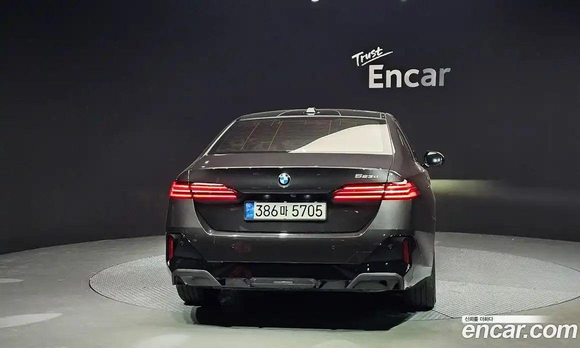 BMW 5-Series 2024 2.0 Автомат в Москве № 157601, фото 16