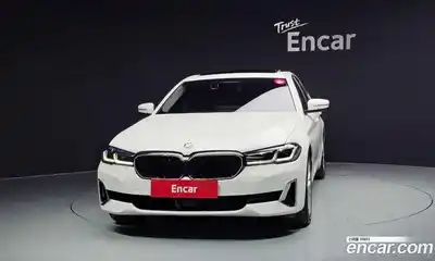 BMW 5-Series, 2021