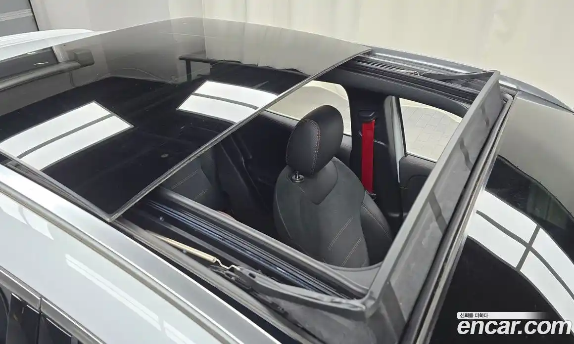 Mercedes-Benz GLA-Class 2023 2.0 Автомат в Москве № 160054, фото 12