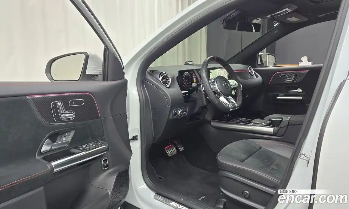 Mercedes-Benz GLA-Class 2023 2.0 Автомат в Москве № 160054, фото 4