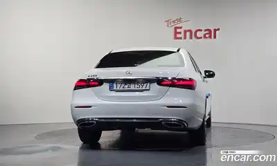 Mercedes-Benz E-Class 2021 2.0 Автомат в Москве № 160440, миниатюра 4