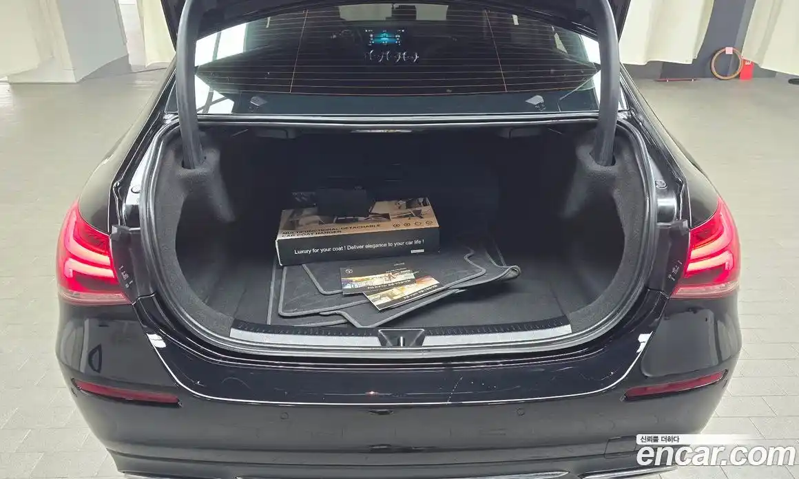 Mercedes-Benz A-Class 2021 2.0 Автомат в Москве № 161223, фото 3