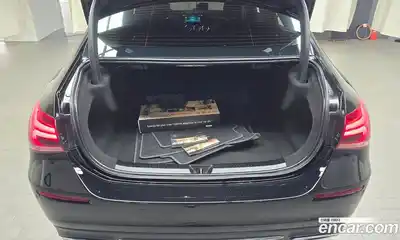 Mercedes-Benz A-Class 2021 2.0 Автомат в Москве № 161223, миниатюра 3