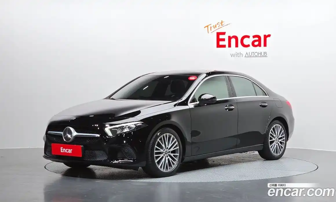 Mercedes-Benz A-Class 2021 2.0 Автомат в Москве № 161223, фото 10