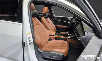 Audi A6 2021 2.0 Автомат в Москве № 162766, миниатюра 2