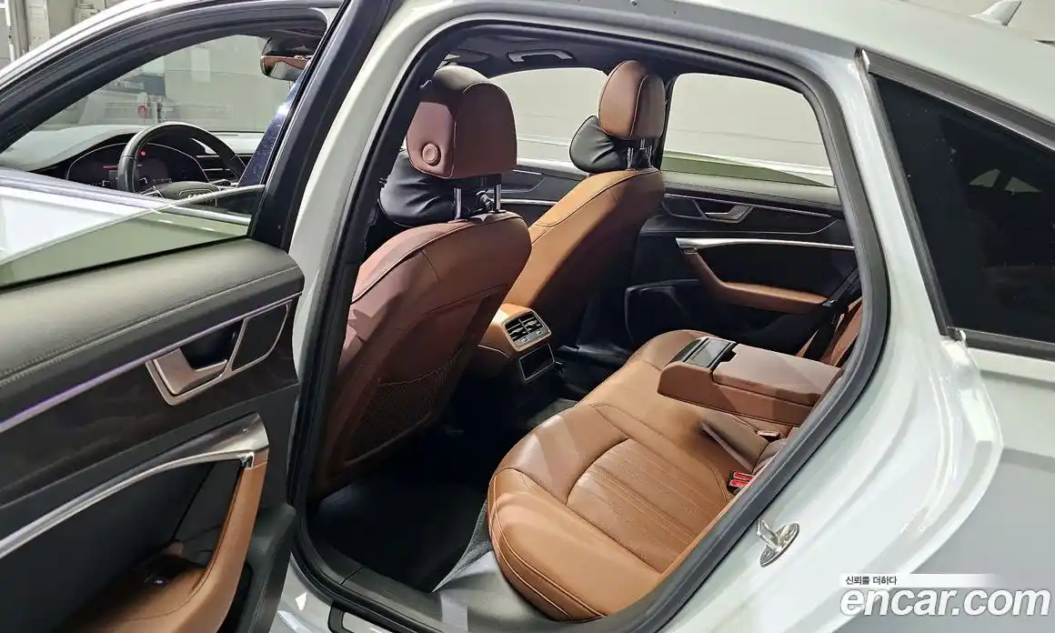 Audi A6 2021 2.0 Автомат в Москве № 162766, фото 5